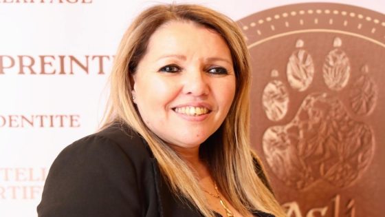 منى بناني.. سيدة المغرب في المهجر وصوت الوطن في قلب باريس