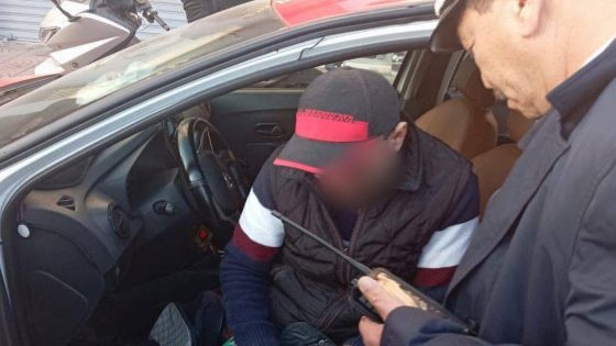 العناصر الأمنية بالدار البيضاء توقف سائق سيارة أجرة متهم بالسرقة