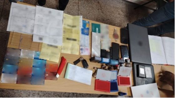 توقيف زوجين بالدار البيضاء بتهم التزوير وانتحال الهوية وحيازة وثائق مزيفة