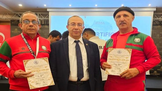 المدربان الوطنيان لحسن واسو وجواد خويا ينالان أعلى شهادة تدريب دولية في المواي طاي من الاتحاد الدولي IFMA