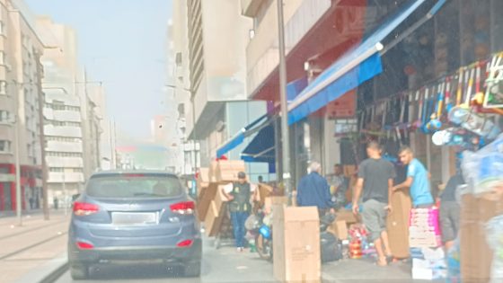 تجار ألعاب الأطفال يحتلون الرصيف بشارع رحال المسكيني بالدار البيضاء.. أزمة تنظيم وصمت رسمي