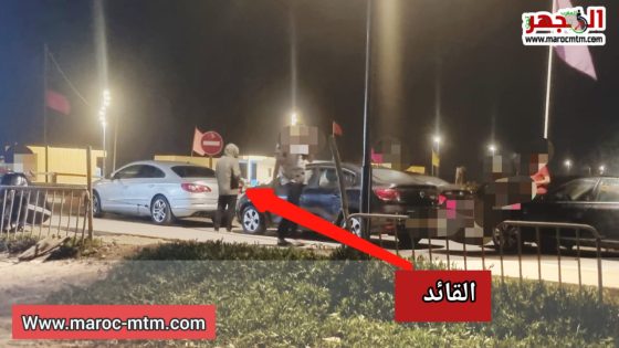 البرنوصي.. ” شوفوا الضسارة فين وصلات ” حادث غريب بشاطئ النحلة: متهور يركن سيارته بطريقة عشوائية أمام الحاجز ويمنع القائد من دخول الشاطئ