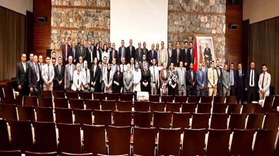 محكمة الاستئناف بمراكش تنظم مائدة مستديرة حول تدبير منازعات الشيك وفق القانون 71.24